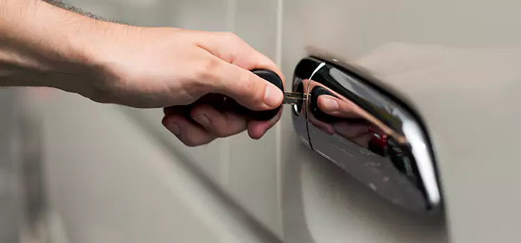 Why Choose Our Auto Locksmith Team in Old Bridge, NJ?